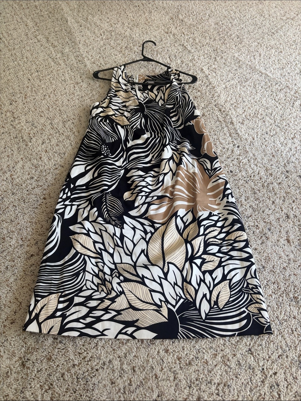 VENUS Black, White & Tan Floral Midi Dress